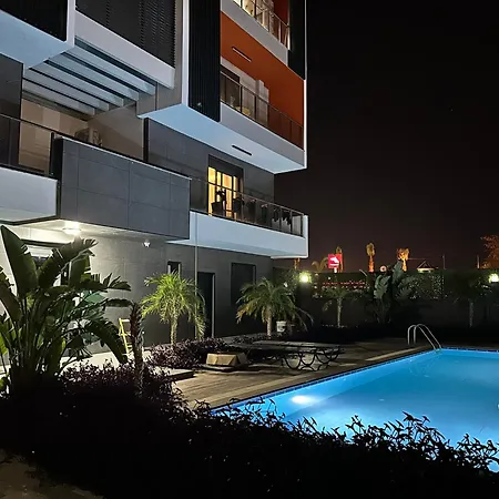 Tunc Apartment *